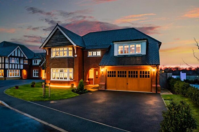 5 Bedroom Detached House For Sale In Albemarle Avenue, Hartford, Cheshire, CW8