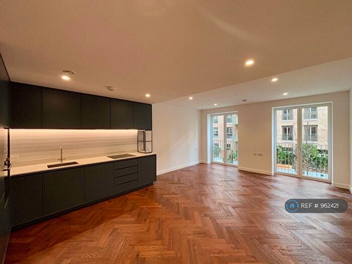 2 Bedroom Flat To Rent In Delamarre House, London, NW2