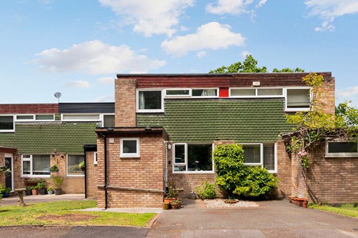 3 Bedroom Terraced House For Sale In Berkeley Court, Weybridge, KT13