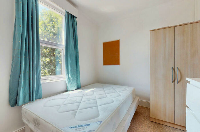 7 Bedroom House To Rent In Hayes Place, BA2