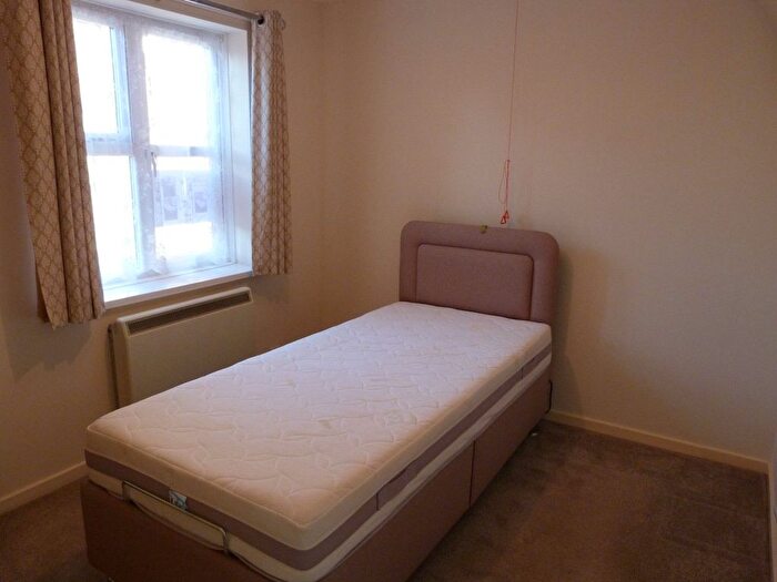 1 Bedroom Flat For Sale In Grosvenor Road, Broadstairs, CT10