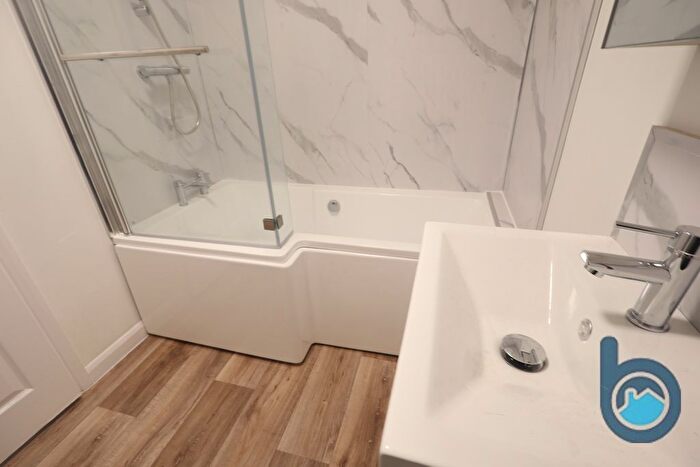 2 Bedroom Flat To Rent In Metregal House, South Street, Stanground, Peterborough, PE2