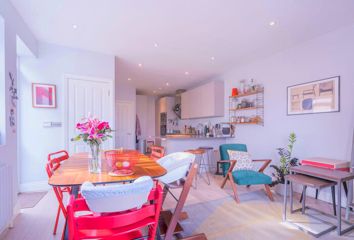 3 Bedroom Apartment To Rent In Wrottesley Road, Kensal Rise, London, NW10