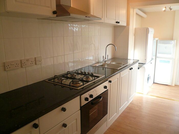 4 Bedroom Semi-Detached House To Rent In Filton Avenue, Bristol, BS7