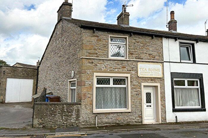 2 Bedroom End Of Terrace House For Sale In South Street, Gargrave, North Yorkshire, BD23