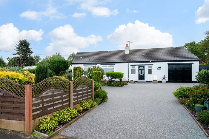 3 Bedroom Detached Bungalow For Sale In Holmeswood Road, Rufford, L40