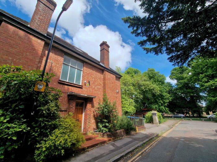 2 Bedroom Duplex To Rent In The Avenue, Southampton, SO15