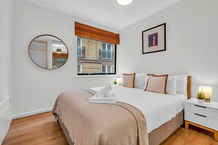 1 Bedroom Flat To Rent In Upper Thames Street, London, EC4V