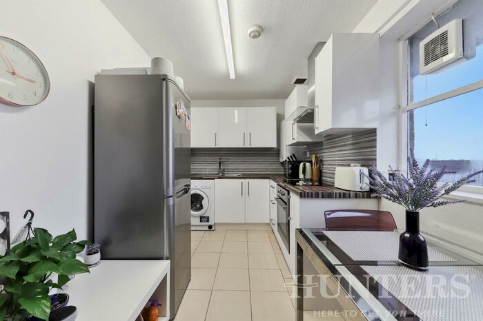 1 Bedroom Flat To Rent In Duffield Drive, London, N15