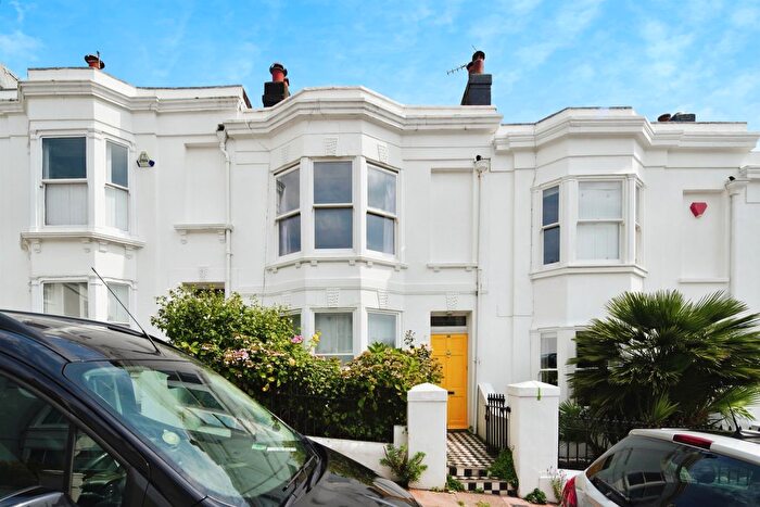 2 Bedroom Terraced House For Sale In Victoria Street, Brighton, BN1