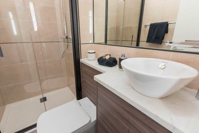 Studio To Rent In King Street, Manchester, M2