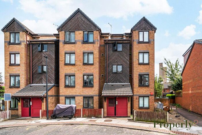 1 Bedroom Flat To Rent In Dewberry Street, London, E14