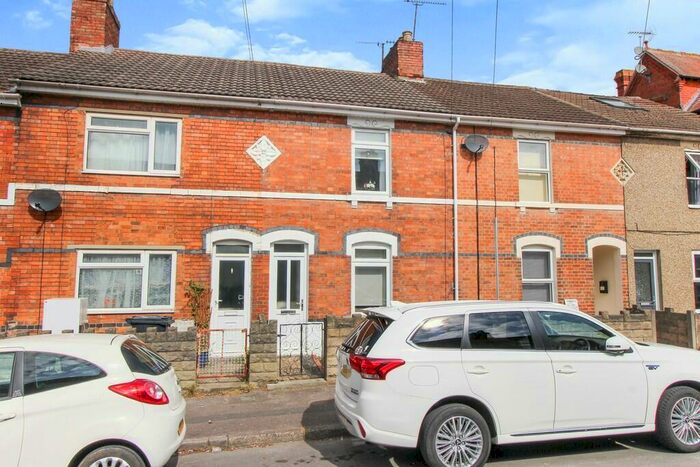 2 Bedroom Terraced House To Rent In Redcliffe Street, Rodbourne, Swindon, SN2