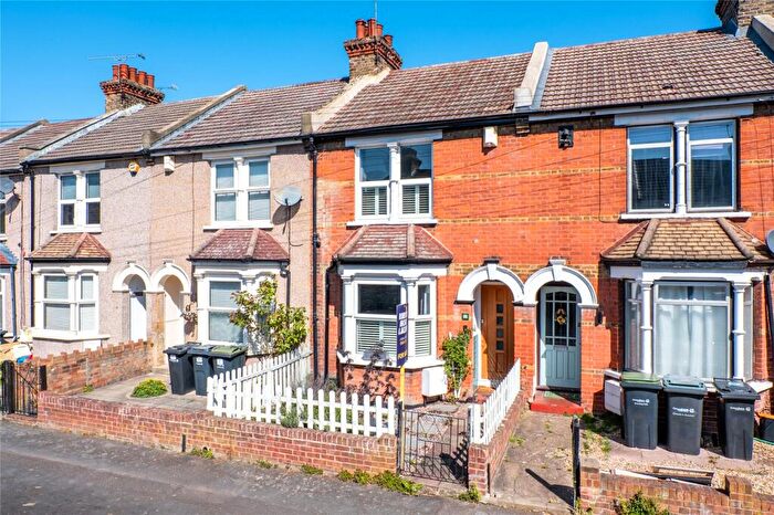 2 Bedroom Terraced House For Sale In Portland Avenue, Gravesend, Kent, DA12