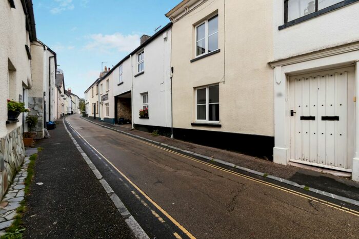 2 Bedroom Cottage To Rent In Clifford Street, Chudleigh, Newton Abbot, Devon, TQ13