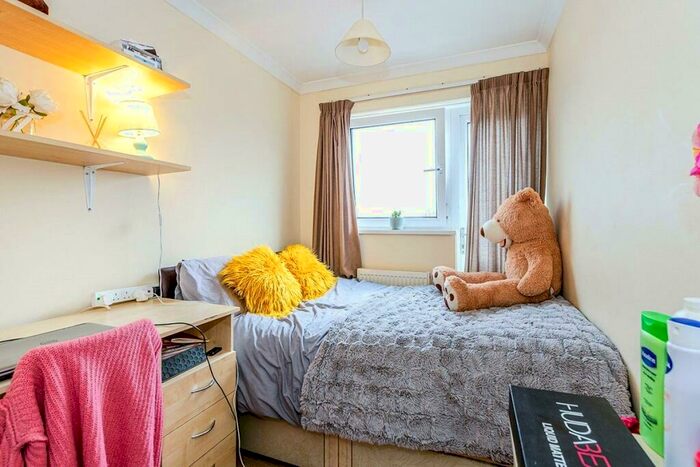 4 Bedroom Flat To Rent In Cottage Grove, Southsea, Hampshire, PO5