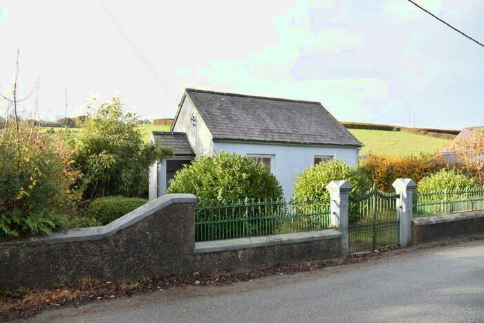 Property For Sale In Pentrecagal, Newcastle Emlyn, SA38