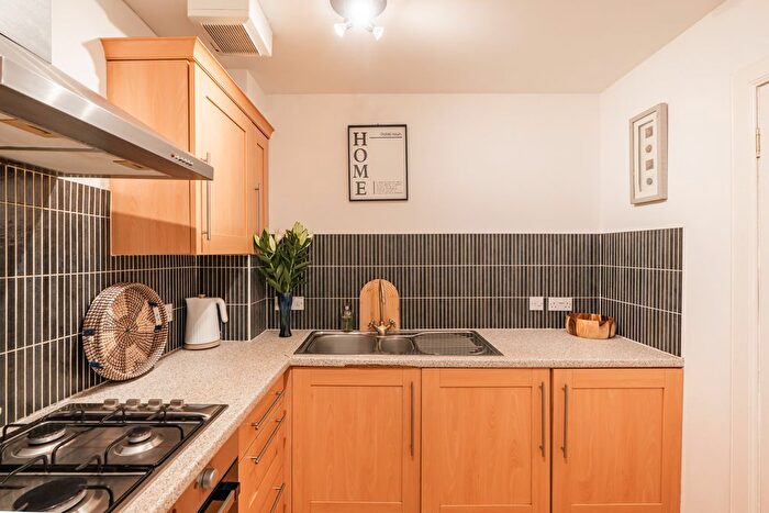 1 Bedroom Flat For Sale In / Leith Walk, Edinburgh, EH6