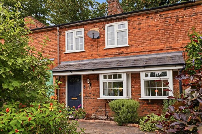 3 Bedroom Terraced House For Sale In Kimpton Bottom, Kimpton, SG4