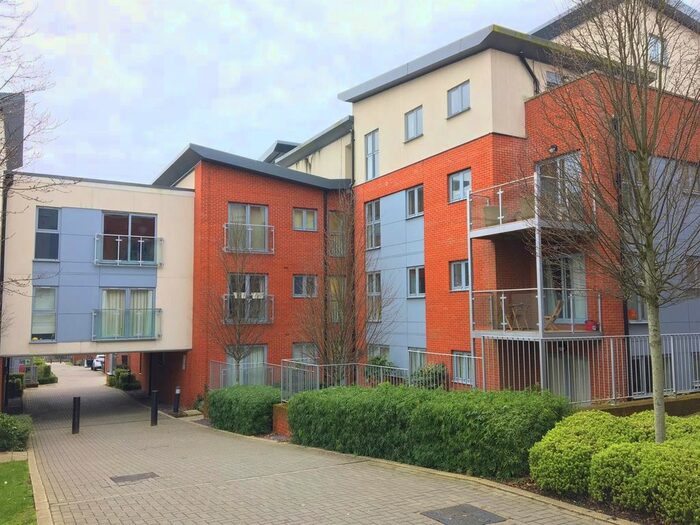 1 Bedroom Flat To Rent In Charrington Place, St Albans, Hertfordshire AL1