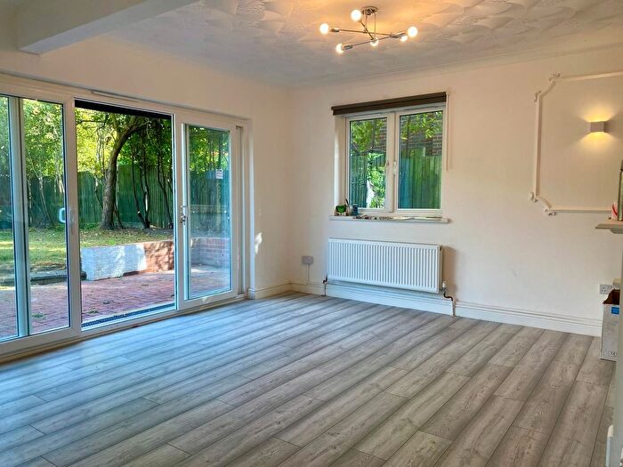 9 Bedroom Detached House To Rent In Brighton Road, Hooley, Coulsdon, CR5