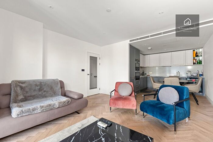 2 Bedroom Flat To Rent In Bridgewater Avenue, London, SW6