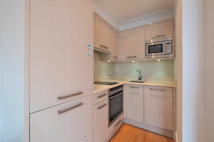 Studio To Rent In Edgware Road, Paddington, W2