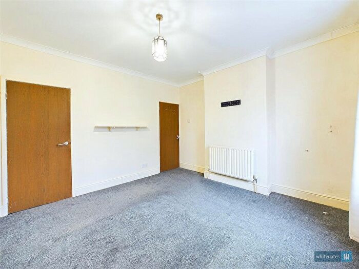 2 Bedroom End Of Terrace House For Sale In Wharncliffe Street, Doncaster, South Yorkshire, DN4