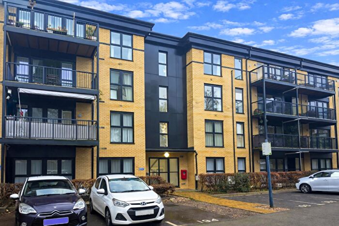2 Bedroom Flat For Sale In Copeland House, Giles Crescent, Stevenage, SG1