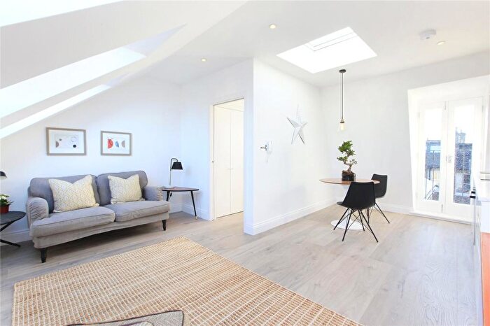 1 Bedroom Flat To Rent In Parma Crescent, London, SW11