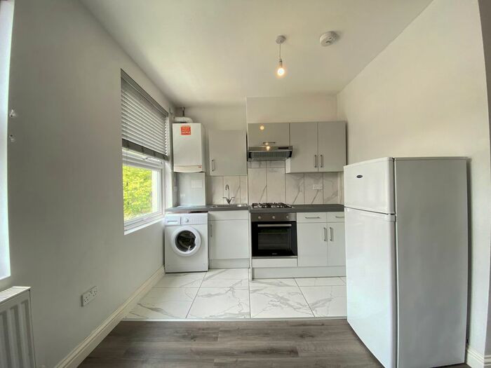 1 Bedroom Flat To Rent In Kent House Rd, Sydenham, SE26