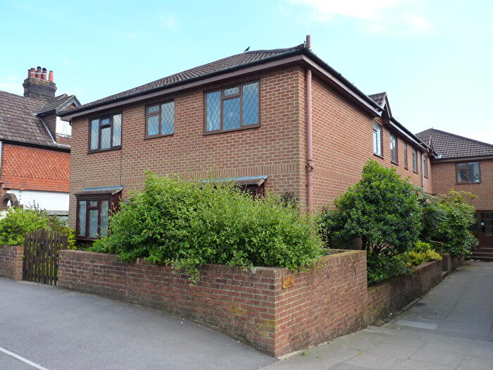 1 Bedroom Apartment To Rent In Headley Road, Grayshott, Hindhead, Surrey, GU26