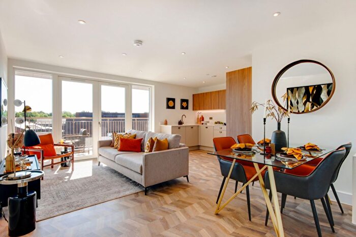 3 Bedroom Flat For Sale In Chandlers Place, High Street, Sevenoaks, Kent, TN13