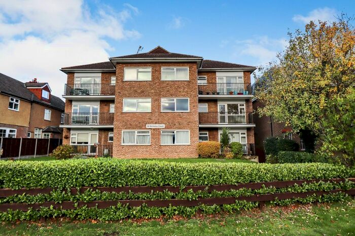 2 Bedroom Flat To Rent In Bloomfield Road, Harpenden, AL5