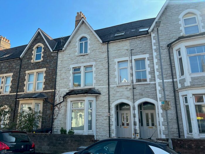 3 Bedroom Flat To Rent In Gold Street, Roath, Cardiff, CF24