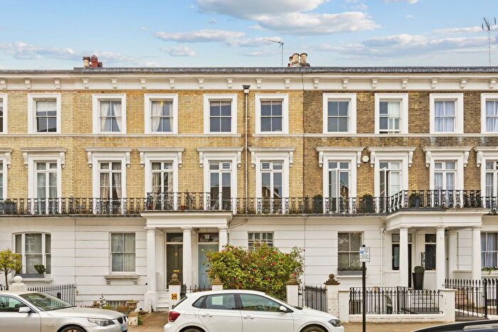 2 Bedroom Terraced House For Sale In Fernshaw Road, London, SW10