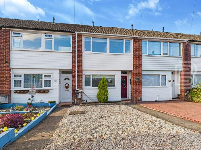 3 Bedroom Terraced House For Sale In Frobisher Road, Bilton, Rugby, CV22