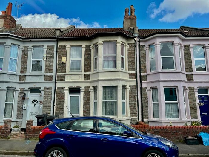 3 Bedroom Terraced House To Rent In Gilbert Road, Redfield, Bristol, BS5