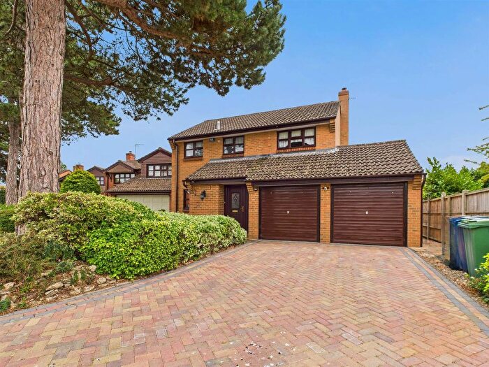4 Bedroom Detached House For Sale In Parton Road, Churchdown, Gloucester, GL3