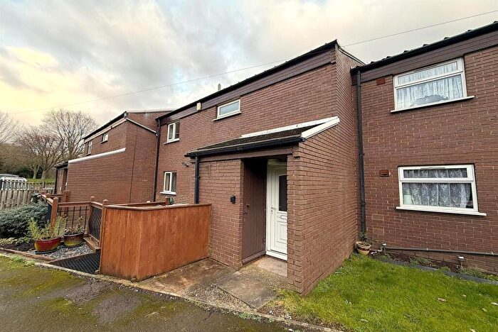 2 Bedroom Flat To Rent In Furnival Way Whiston, Rotherham, S60