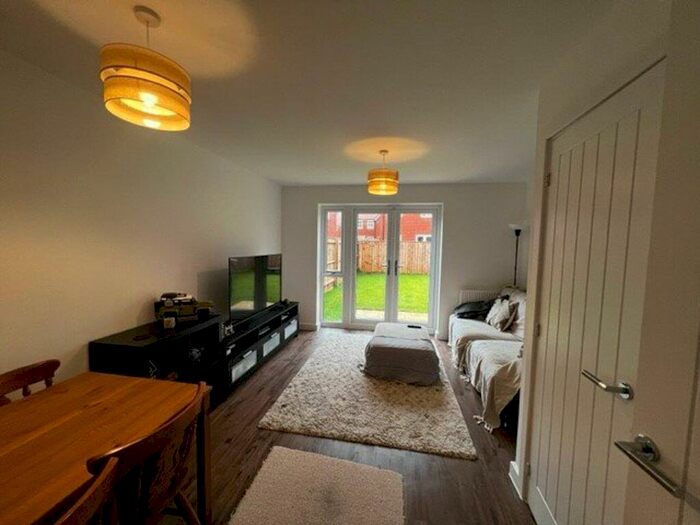 2 Bedroom House To Rent In Lancaster Road, NR17