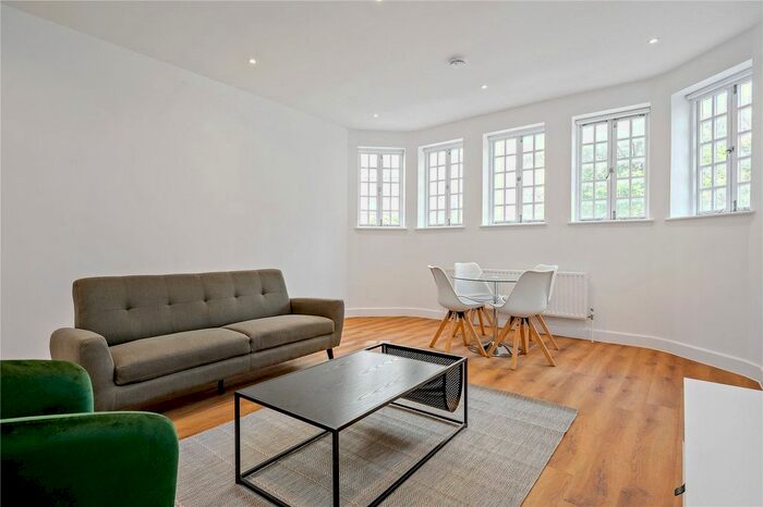 1 Bedroom Flat To Rent In St Mark's Apartments, City Road, London, EC1V