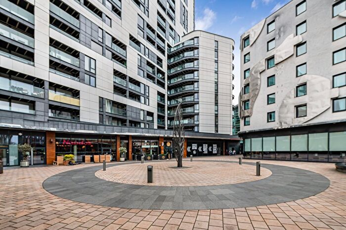 2 Bedroom Flat For Sale In Varney Court, St. Marks Square, Bromley, Greater London, BR2