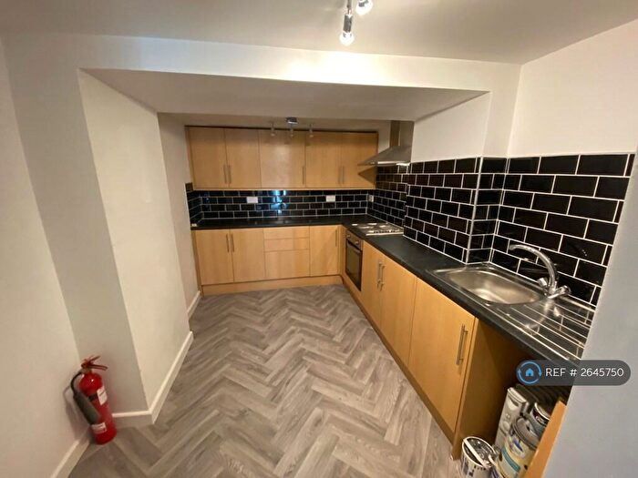 1 Bedroom Flat To Rent In Porth, Porth, CF39