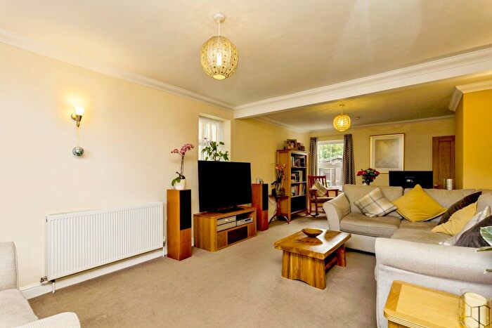 5 Bedroom Detached House For Sale In Faygate Lane, Horsham, RH12