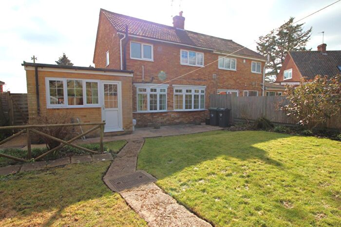3 Bedroom Semi-Detached House To Rent In Hallingbury Close, Little Hallingbury, CM22
