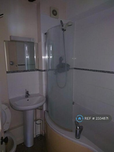 1 Bedroom Flat To Rent In Brown Street, Salisbury, SP1