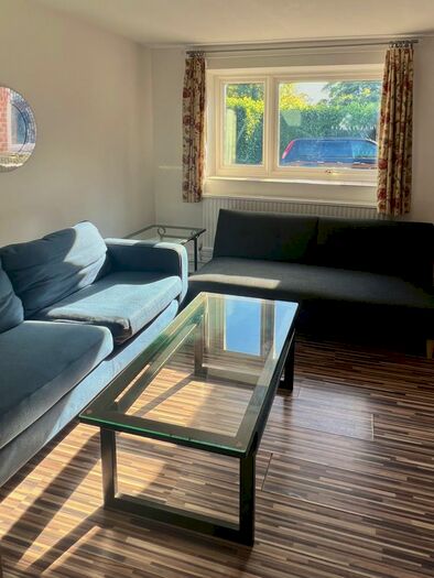 5 Bedroom House To Rent In St James Lane, Winchester, SO22