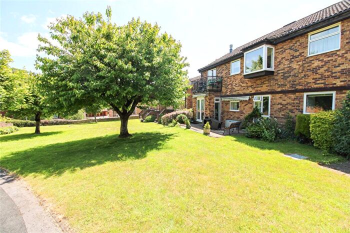 2 Bedroom Apartment To Rent In The Weavers, Old Town, Swindon, SN3