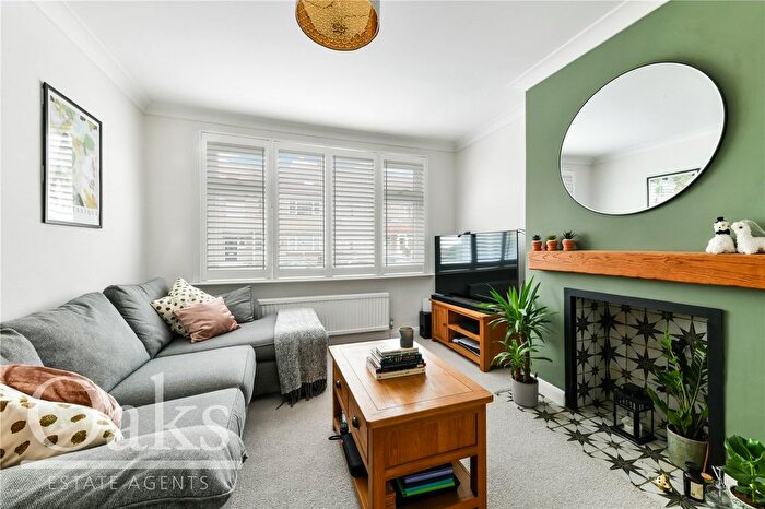 3 Bedroom Terraced House For Sale In Castleton Road, Mitcham, CR4